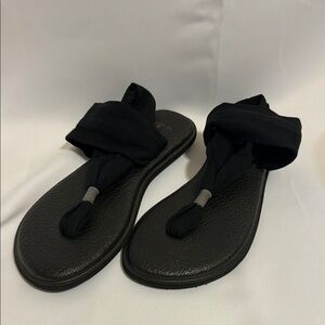 Sanuk Yoga Sling Flat Sandal Women’s size 9